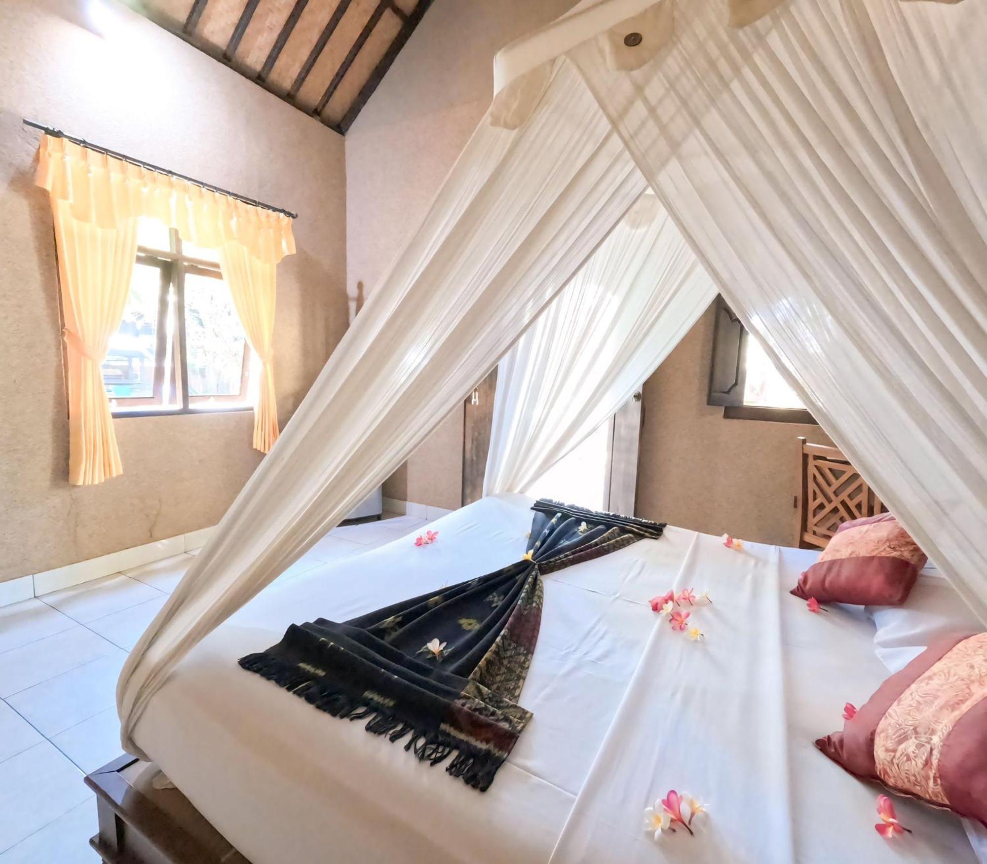 Suka Sari Cottages Pemuteran Zewnętrze zdjęcie